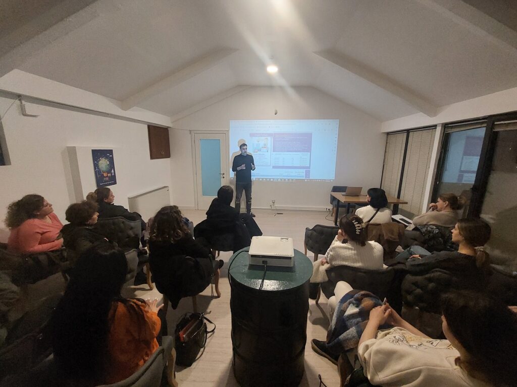 პროექტი მოქალაქეთა ფინანსური განათლებისა და სოციალური მხარდაჭერისთვის